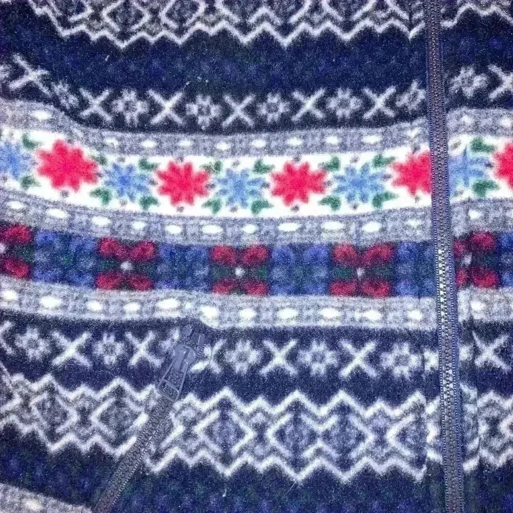 VINTAGE Cambridge Dry Goods Malden Mills Women’s MEDIUM Polar Fleece Sweater - Picture 3 of 10